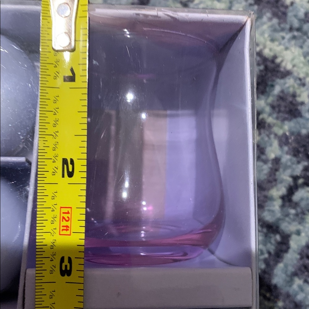 Hallmark Pastel box of 6 floating Candles and glass Holder Set - Picture 5 of 5